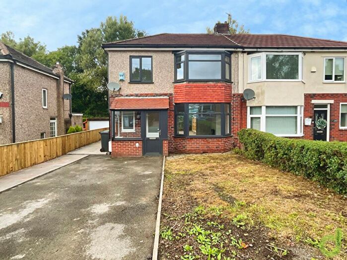 3 Bedroom Semi-Detached House To Rent In Blackburn Road, Clayton Le Moors, BB5