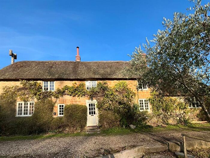 4 Bedroom Detached House To Rent In North Road, North Chideock, Bridport, DT6