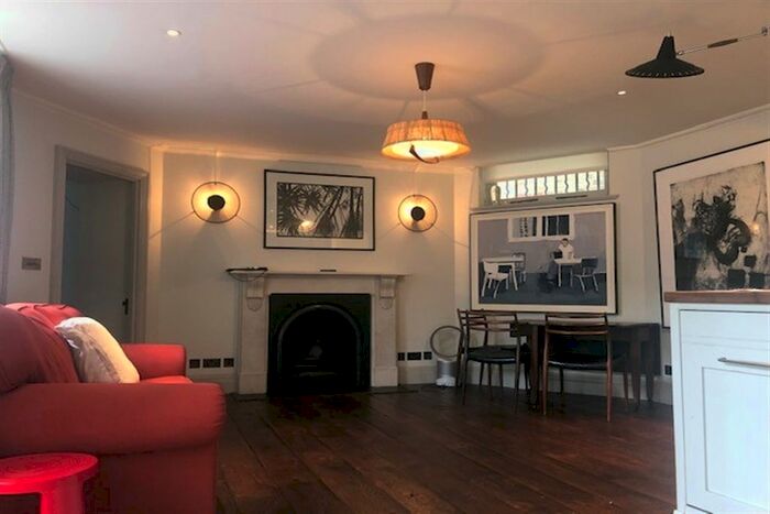 1 Bedroom End Of Terrace House To Rent In Chalcot Square, London, NW1