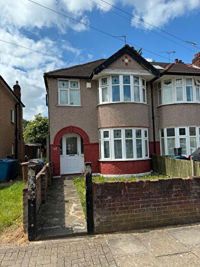 3 Bedroom End Of Terrace House To Rent In Balmoral Road, Harrow, HA2
