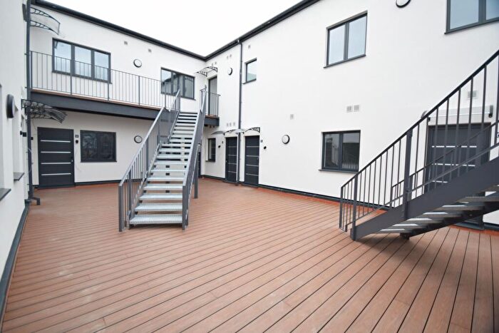 1 Bedroom Flat To Rent In Town Centre, Hatfield, AL10