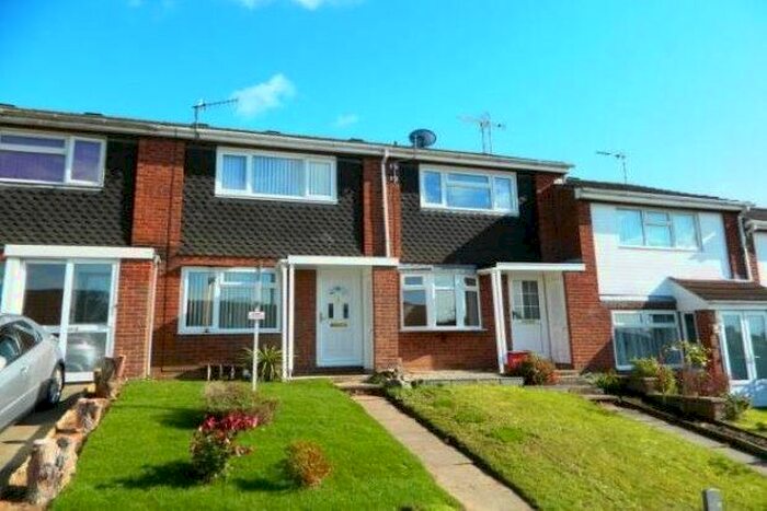 2 Bedroom Terraced House To Rent In Deansway, Warwick, CV34