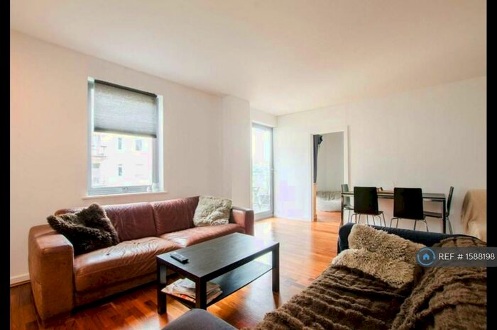 3 Bedroom Flat To Rent In Wick Lane, London, E3