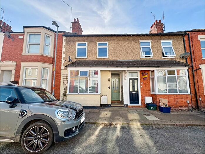 4 Bedroom House To Rent In Thursby Road, Northampton, NN1