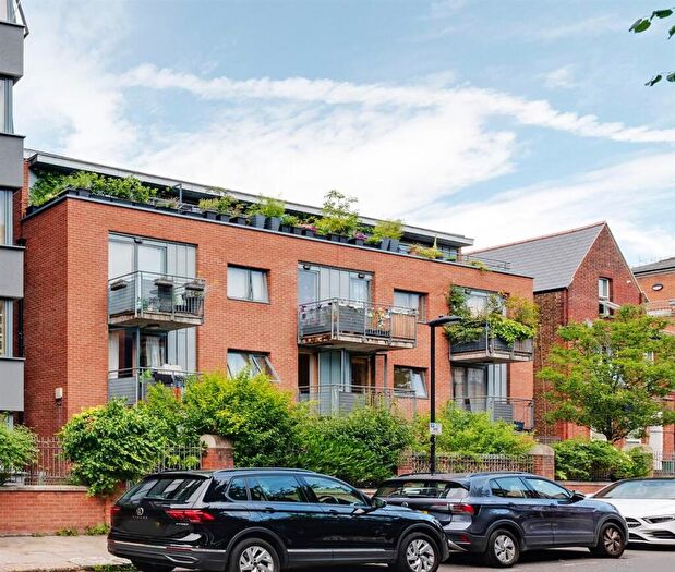 1 Bedroom Flat For Sale In Lithos Road, London, NW3