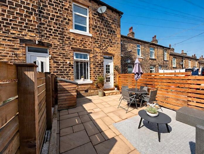 2 Bedroom Terraced House For Sale In Ashfield Terrace, Greetland, HX4