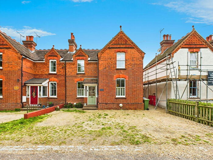 4 Bedroom Semi-Detached House For Sale In Gratwicke Cottages, Partridge Green, RH13