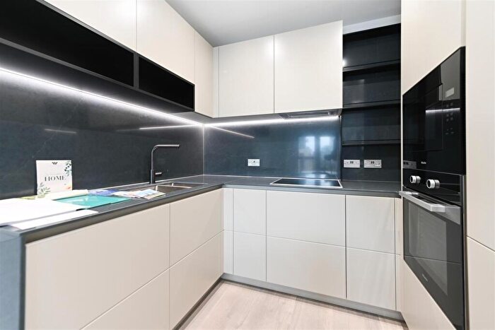 1 Bedroom Apartment To Rent In Anax Street, Woodberry Down, London, N4