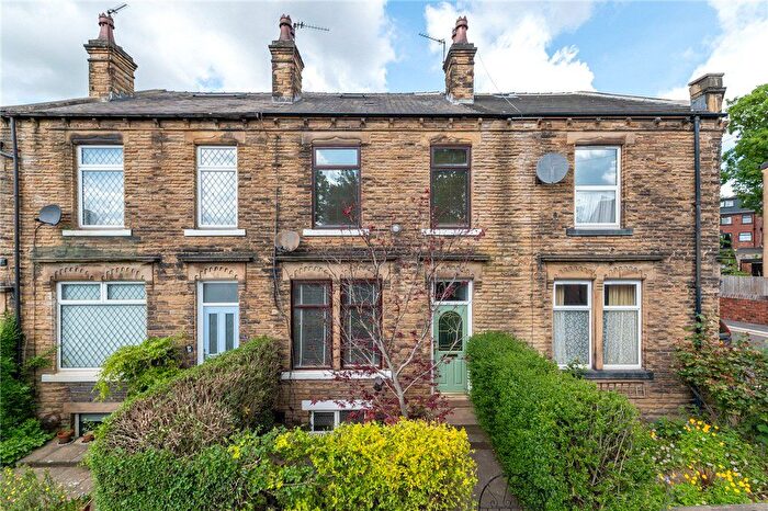 3 Bedroom Terraced House For Sale In Lower Wortley Road, Leeds, West Yorkshire, LS12