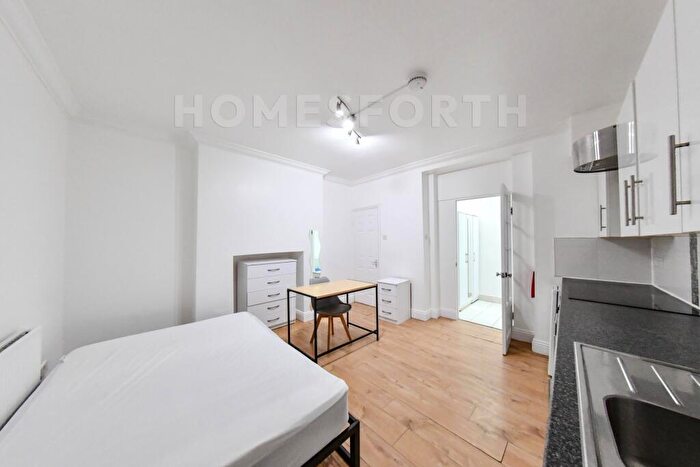 Studio To Rent In Eversholt Street, Camden, NW1
