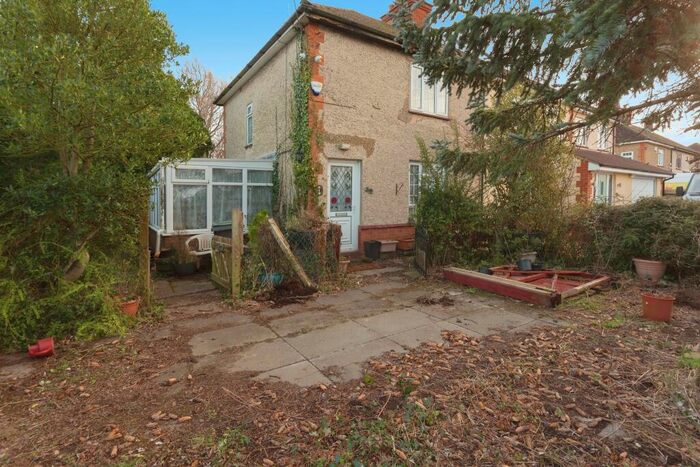 3 Bedroom House For Sale In Hinwick Road, Podington, Wellingborough, Bedfordshire, NN29