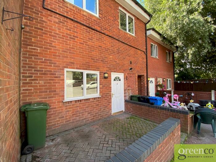 2 Bedroom Flat To Rent In St. Albans Avenue, Ashton-Under-Lyne, Tameside, OL6