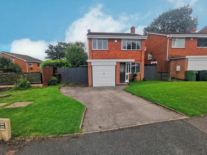 3 Bedroom Detached House To Rent In Heather Drive, Rednal, Birmingham, B45