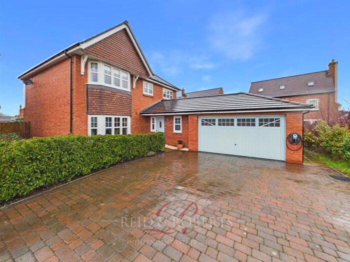 4 Bedroom House For Sale In Hill Field Gardens, Holt, Wrexham, LL13