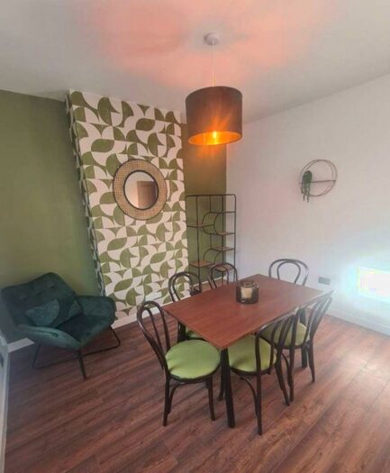 2 Bedroom House To Rent In Cecil Street, DE22