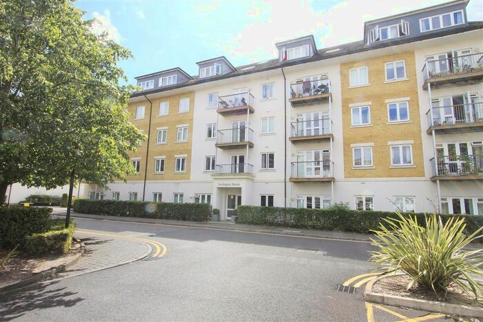 2 Bedroom Flat To Rent In Burlington House, Park Lodge Avenue, West Drayton, UB7