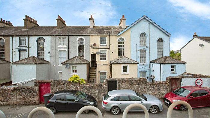 3 Bedroom Maisonette For Sale In Oakbank, Whitehaven, CA28