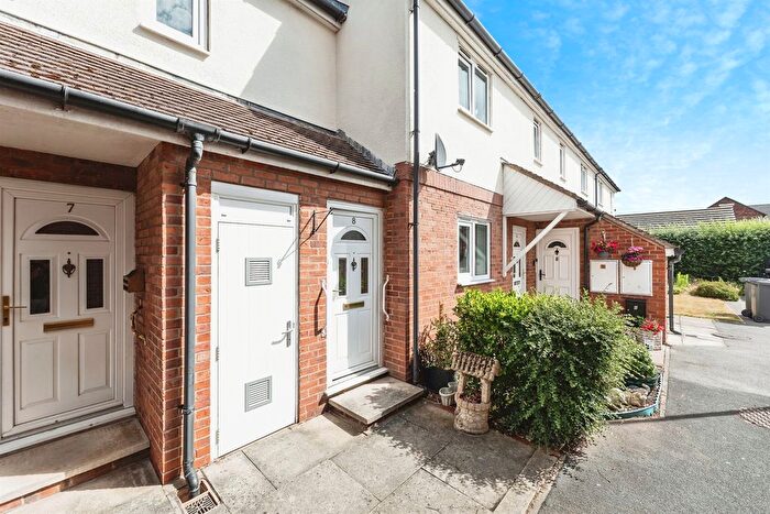 2 Bedroom Flat For Sale In Francis Court, Thorpe Willoughby, Selby, YO8