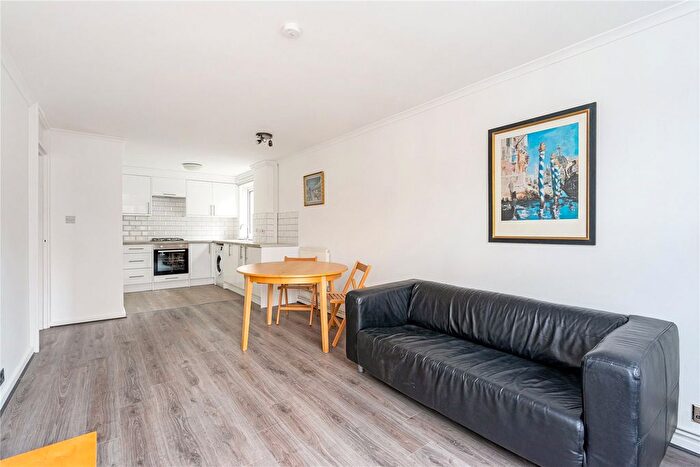 1 Bedroom Flat To Rent In Cheesemans Terrace, Star Road, London, W14