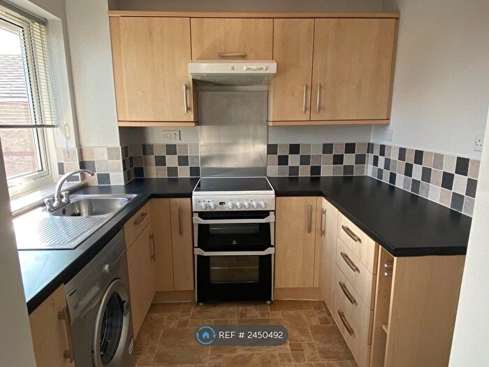 2 Bedroom Flat To Rent In The Rookeries, Marks Tey, CO6