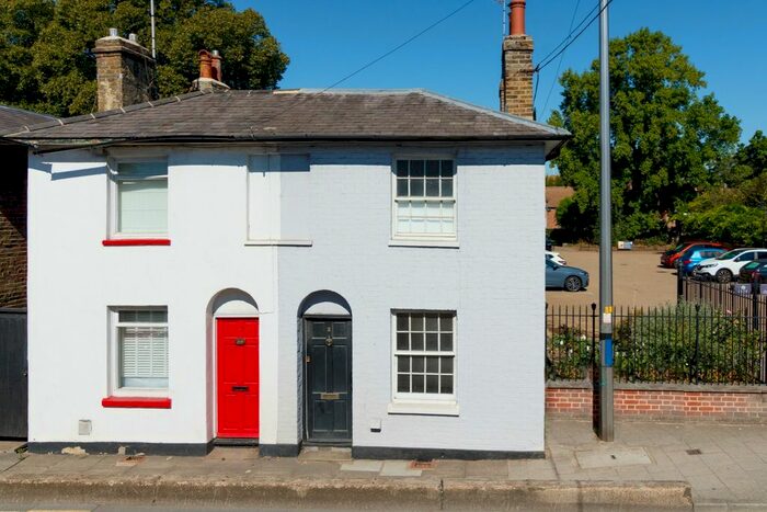 2 Bedroom End Of Terrace House To Rent In St. Peters Place, Canterbury, CT1