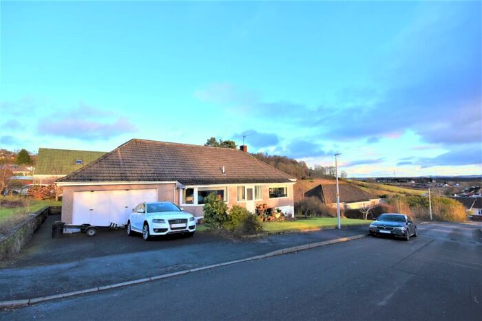 2 Bedroom Bungalow To Rent In Ochilview Gardens, Crieff, Perthshire, PH7