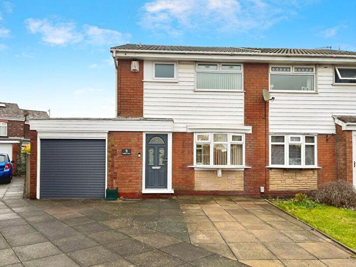 3 Bedroom Semi-Detached House For Sale In Suffolk Close, Little Lever, BL3