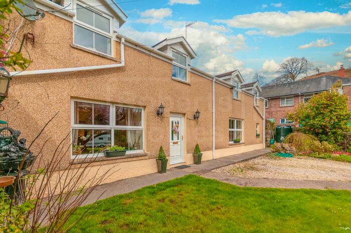 4 Bedroom Cottage For Sale In Heol Giedd, Cwmgiedd, Ystradgynlais, Swansea, West Glamorgan, SA9