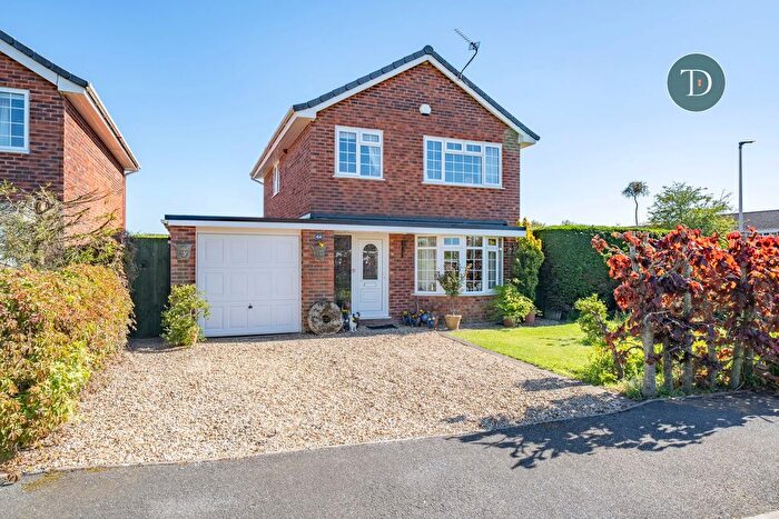 3 Bedroom Detached House For Sale In Berry Drive, Great Sutton, Ellesmere Port, CH66