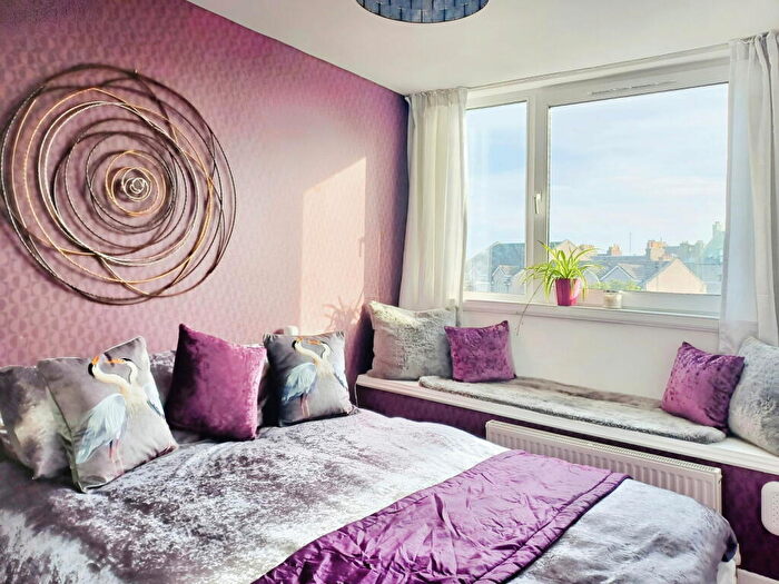 1 Bedroom Flat For Sale In E Powis Place, AB25