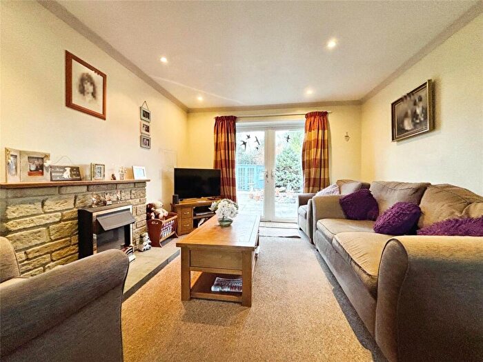 2 Bedroom Bungalow For Sale In Woodhall Drive, Sandown, Isle Of Wight, PO36
