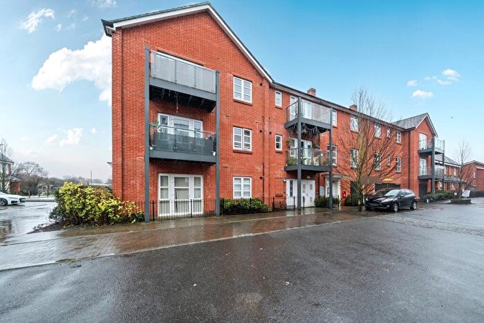 1 Bedroom Flat For Sale In Brickfield Road, Mitcham, CR4