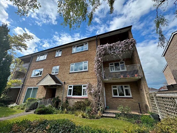 2 Bedroom Apartment To Rent In Hernes Road, Summertown, OX2