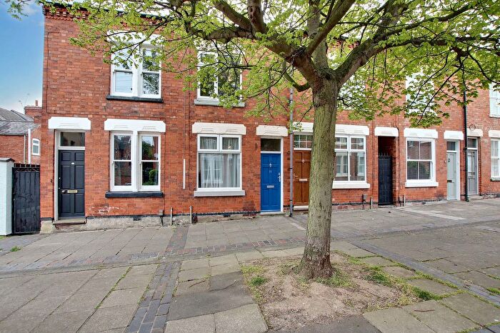 2 Bedroom Terraced House To Rent In Seymour Road, Leicester, LE2