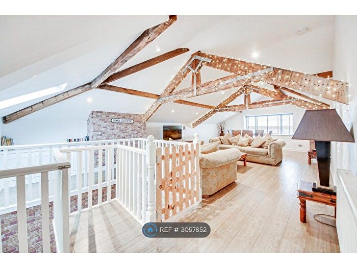 3 Bedroom Flat To Rent In Westcliffe Road, Birkdale, Southport, PR8