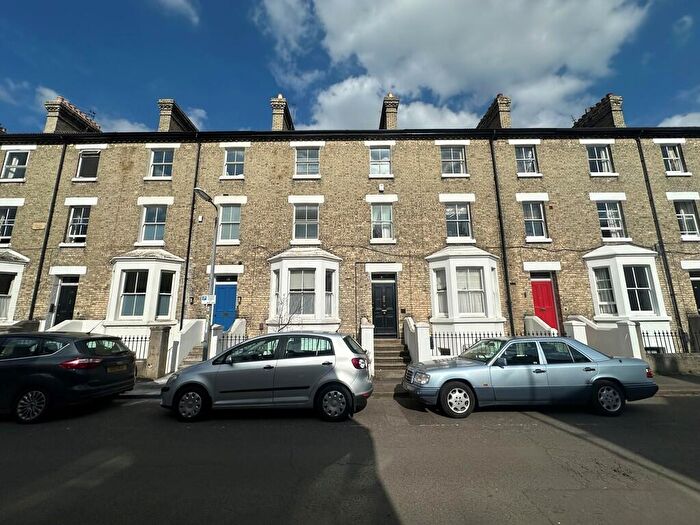 5 Bedroom Town House To Rent In Warkworth Street, Cambridge, CB1