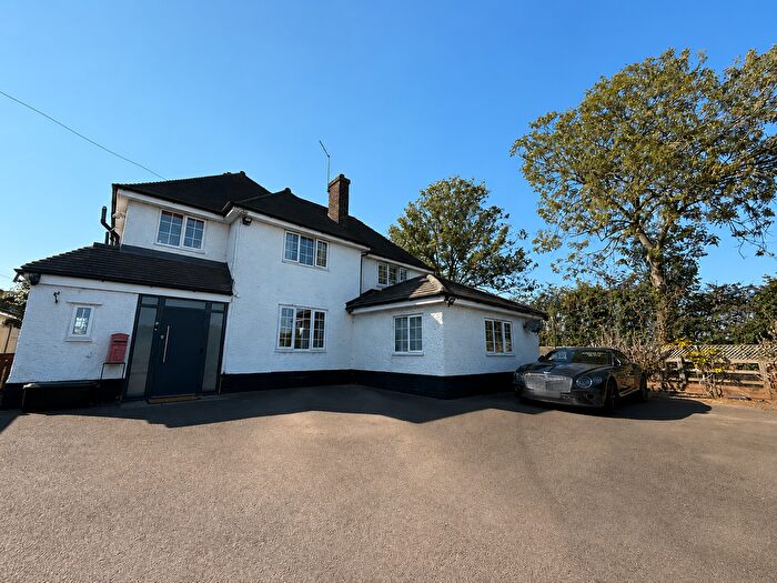 4 Bedroom Property To Rent In House, Lichfield, WS13