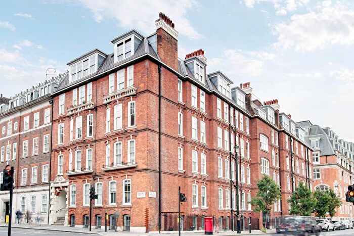 1 Bedroom Flat For Sale In Westminster Mansions, Great Smith Street, SW1P