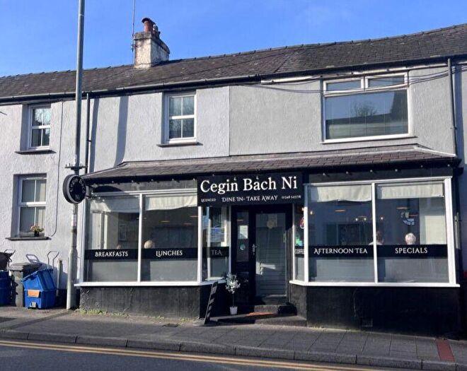 6 Bedroom Terraced House For Sale In St. Georges Road, Menai Bridge, LL59