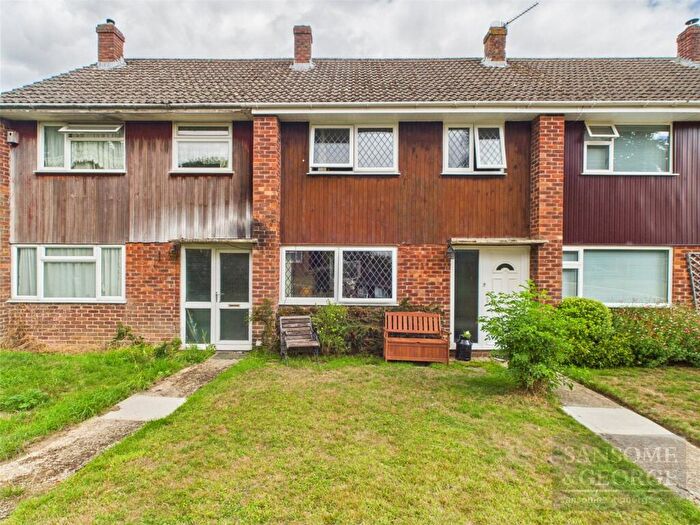 3 Bedroom Terraced House For Sale In Thorneley Road, Kingsclere, Newbury, Hampshire, RG20