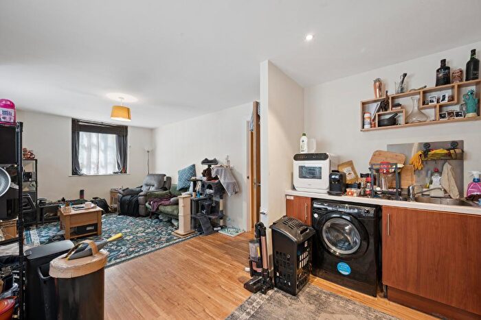2 Bedroom Apartment For Sale In Sharp Street, Manchester, M4