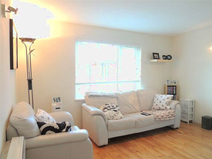 1 Bedroom Apartment To Rent In Adams Way, Croydon, CR0