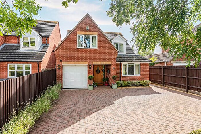 4 Bedroom Detached House For Sale In Oakley Road, Shepshed, LE12