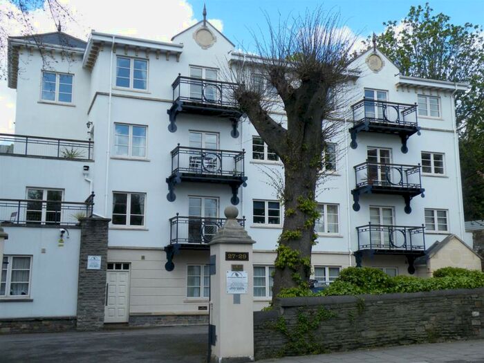 Flat To Rent In Tyndalls Park Road, Clifton, Bristol, BS8
