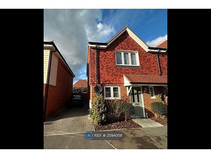 2 Bedroom Semi-Detached House To Rent In Woollen Way, Ashford, TN27