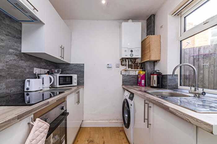 4 Bedroom Terraced House To Rent In Northgate Street, Ilkeston, Derbyshire, DE7