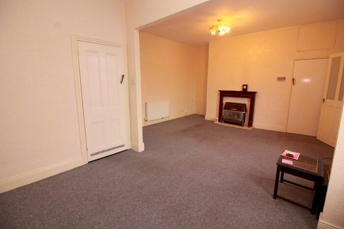 2 Bedroom Flat To Rent In George Street, Pelaw, Gateshead, NE10