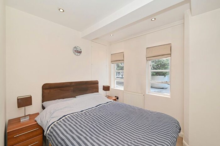 1 Bedroom Flat To Rent In Nell Gwynn House, Sloane Avenue, Kensington And Chelsea, London, SW3