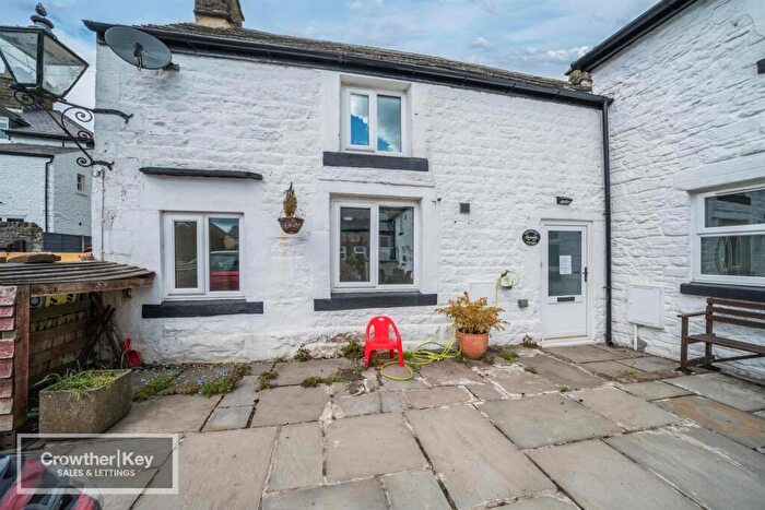 3 Bedroom Cottage For Sale In Montpelier Place, Buxton, SK17