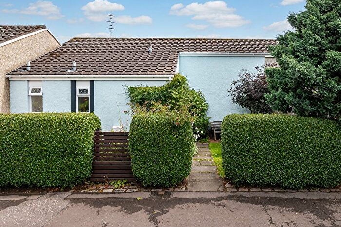 3 Bedroom Terraced House For Sale In Rattray, Erskine, Renfrewshire, PA8